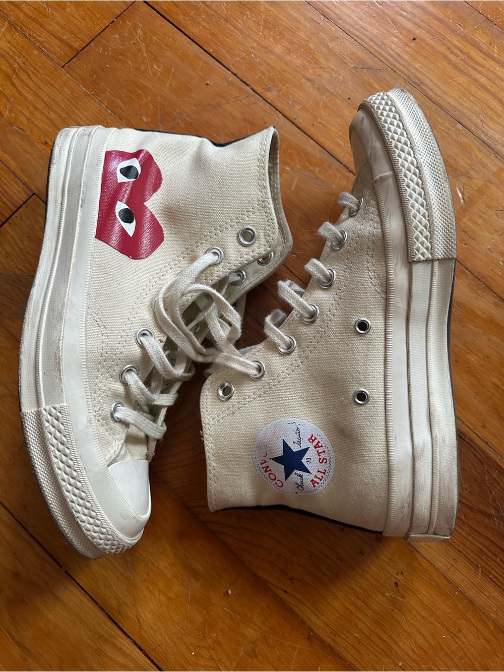 COMME DES GARÇONS PLAY Converse